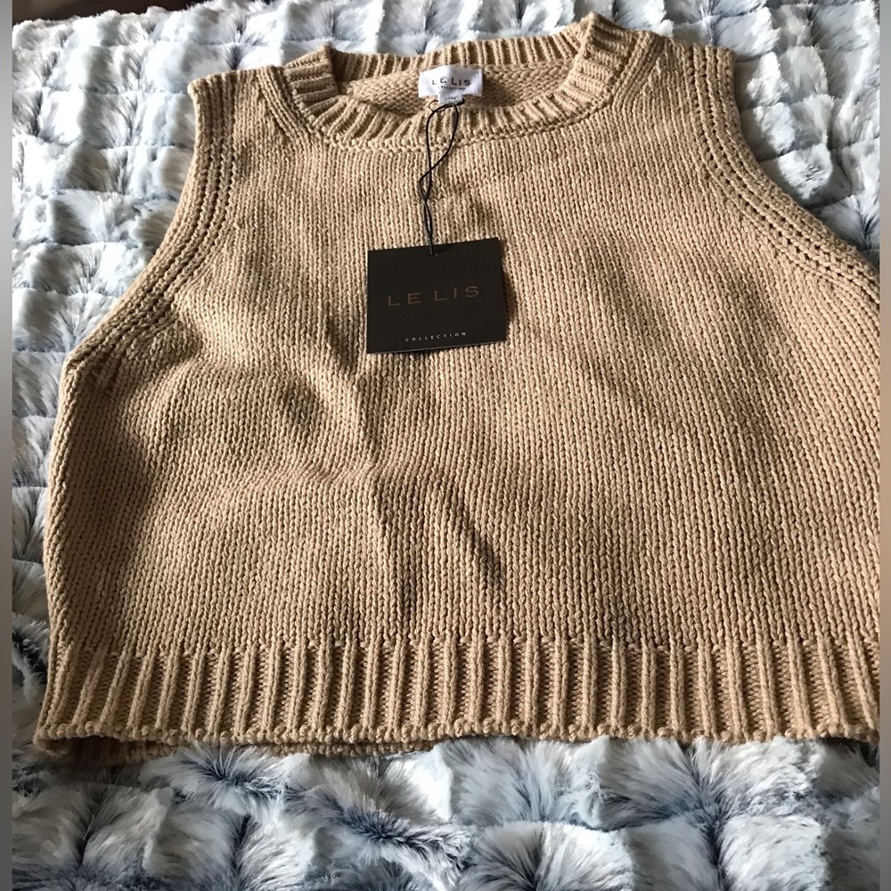 NWT Le Lis collection cotton crop sweater